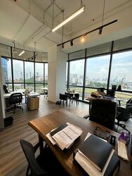 Woods Square (D25), Office #450455661